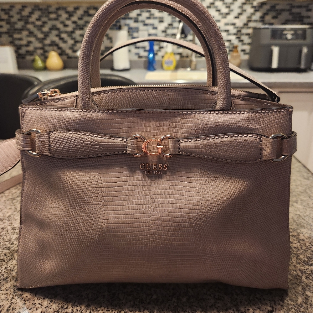Guess Arlena Girlfriend Satchel